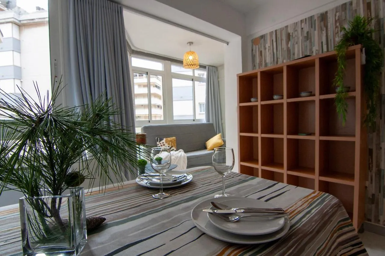 Apartamento 1a línea playa La Pineda y 5 min Port Aventura