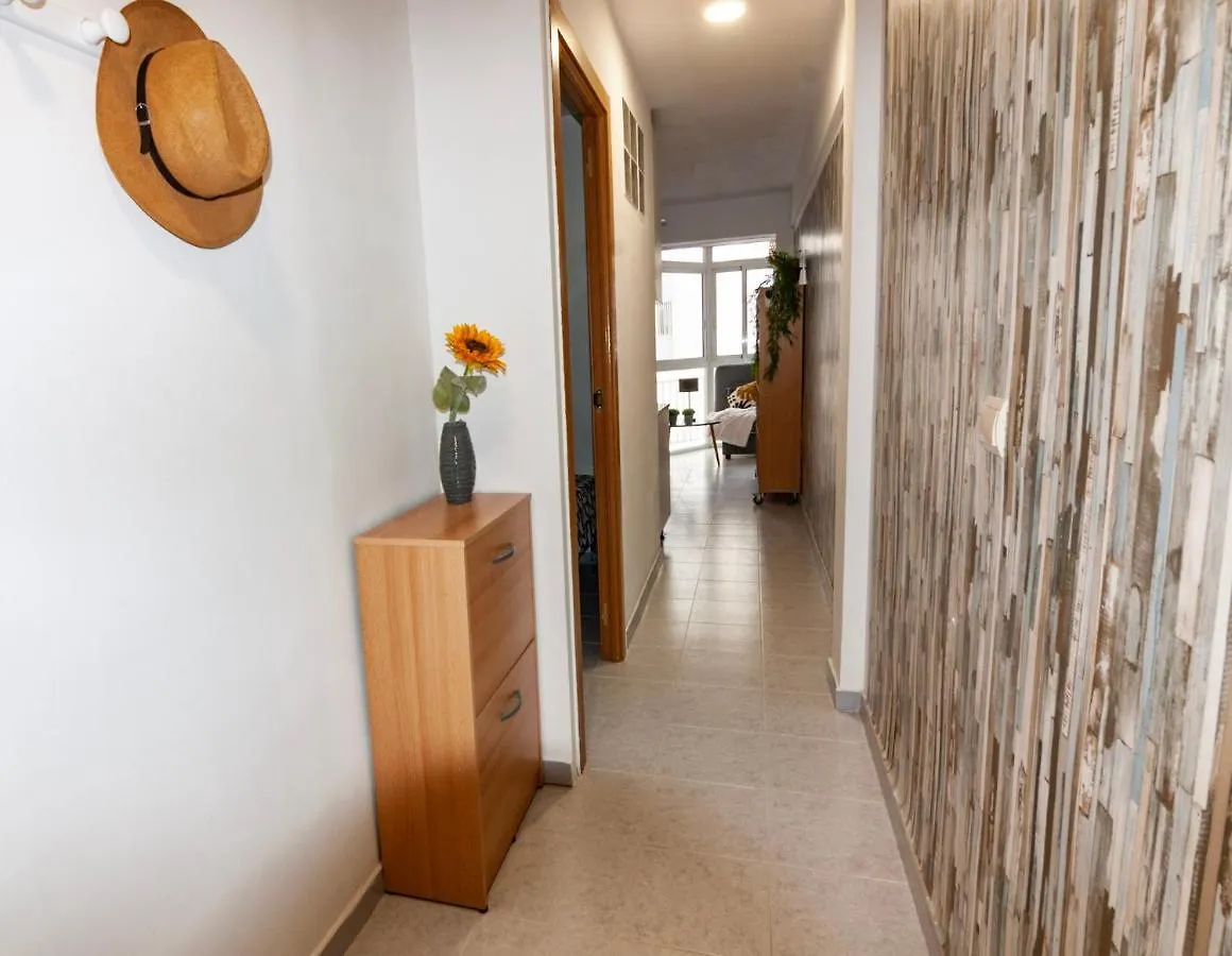 Daire Apartamento 1A Linea Playa La Pineda Y 5 Min Port Aventura